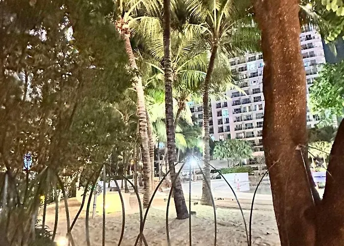 1br Condotel In Azure Urban Near Naia #bh1 3*